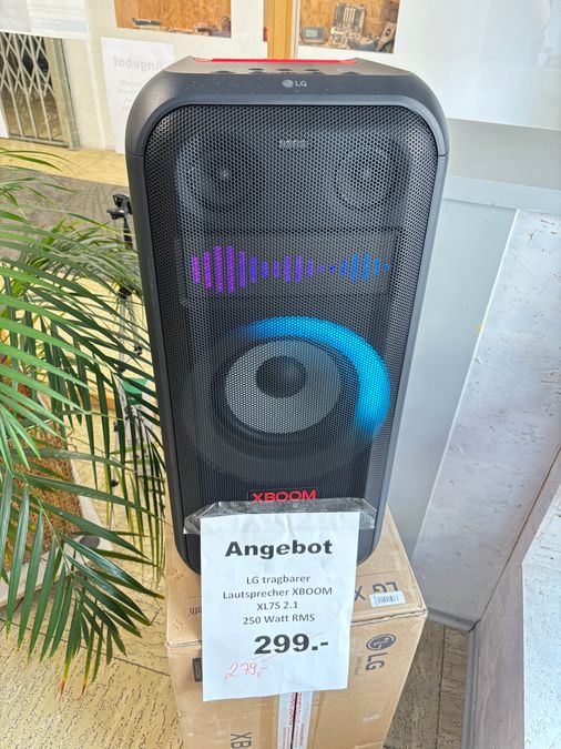 LG Tragbarer Lautsprecher XBOOM